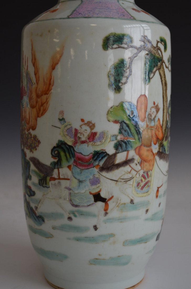 Large Chinese Famille Rose Porcelain Warrior Vase - 6