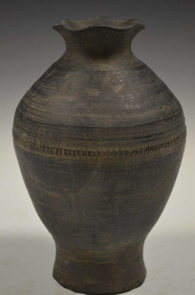 Antique Korean Goryo Dynasty Black Pottery Vase: Antique Korean Goryo Dynasty Black Pottery Vase, H: 9 Inches
