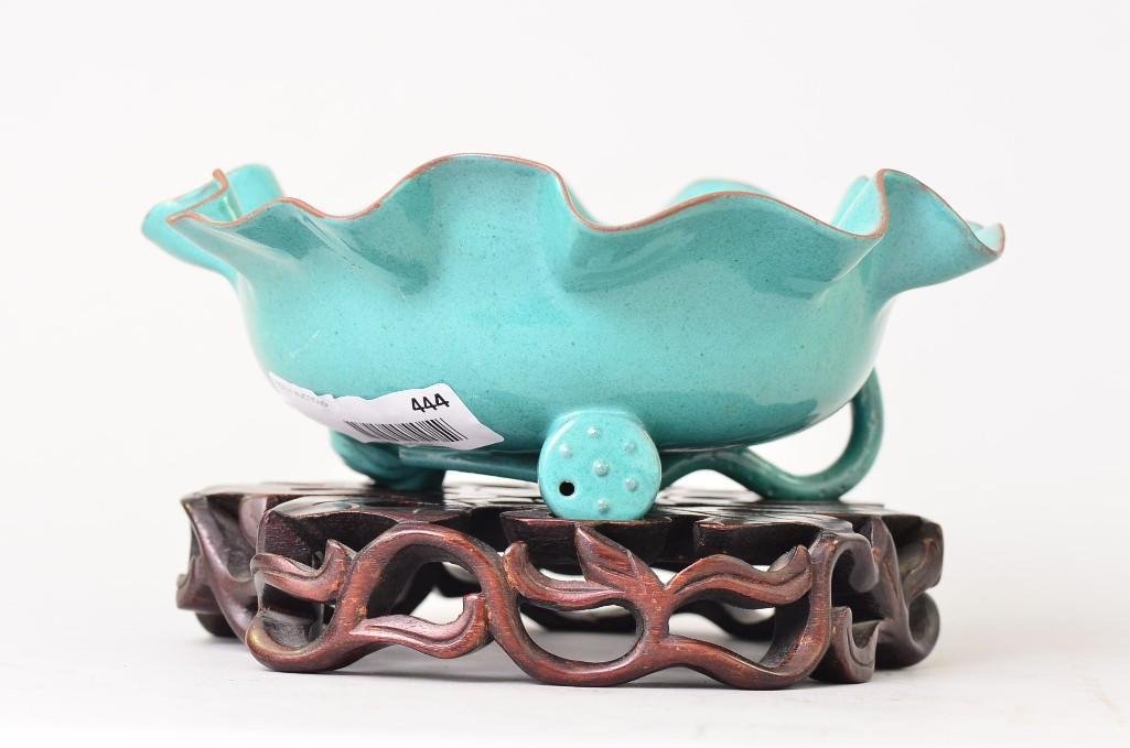 Chinese Green Glaze Porcelain Brush Washer With Wood Ba: Chinese Green Glaze Porcelain Brush Washer With Wood Base