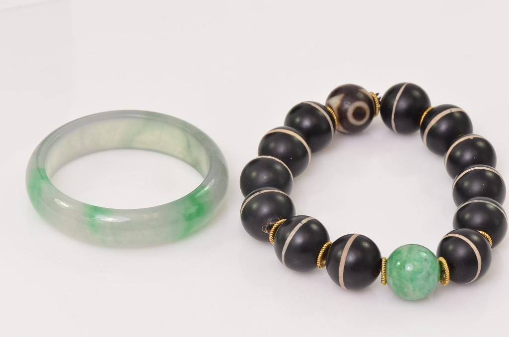 Two Various Chinese Jewelry Items: Two Various Chinese Jewelry Items: One Beaded Bracelet and One Jadeite Bangle: L:11 for beaded bracelet
