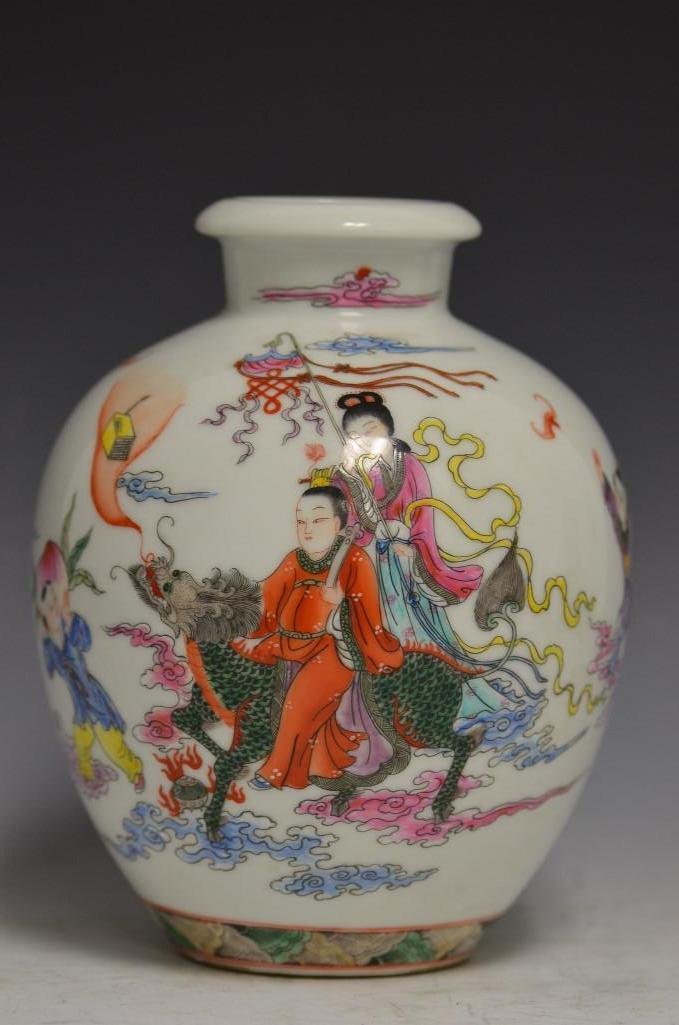Antique Chinese Famille rose Porcelain Globular: Antique Chinese Famille Rose Porcelain Globular Porcelain Vase. The Enamel Painting Depicts A Nobleman Riding Chiling Being Processed By Mades & Currants & Flying Bats. Underglaze Blue Qian Long Mark 