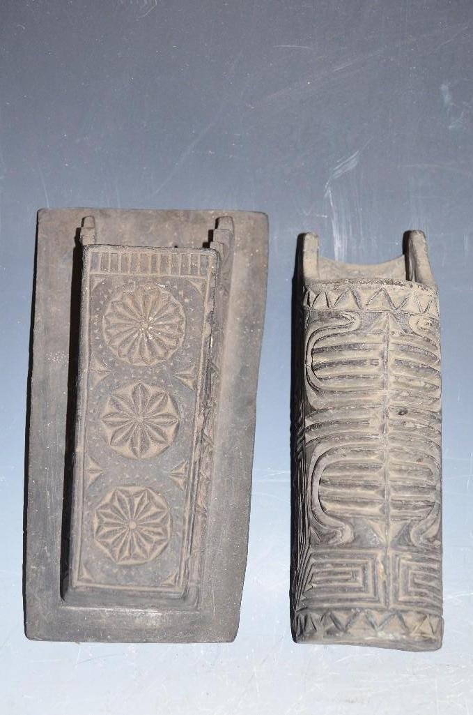 Two Chinese Black Pottery Wall Hanging (1 of 5)
