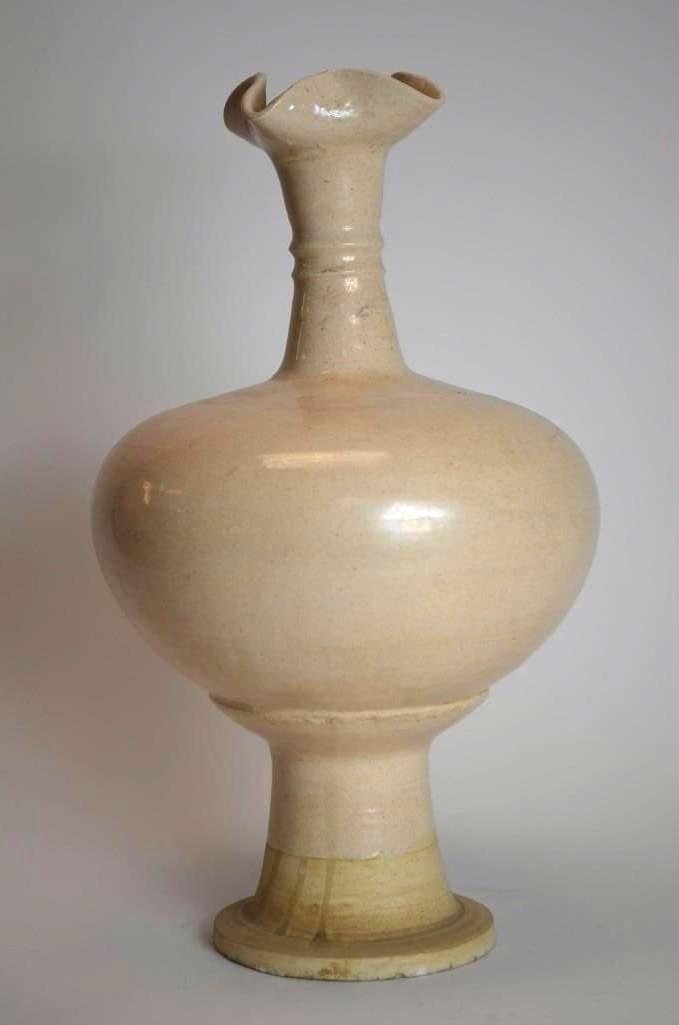 Chinese Straw Glaze Porcelain Vase (1 of 10)
