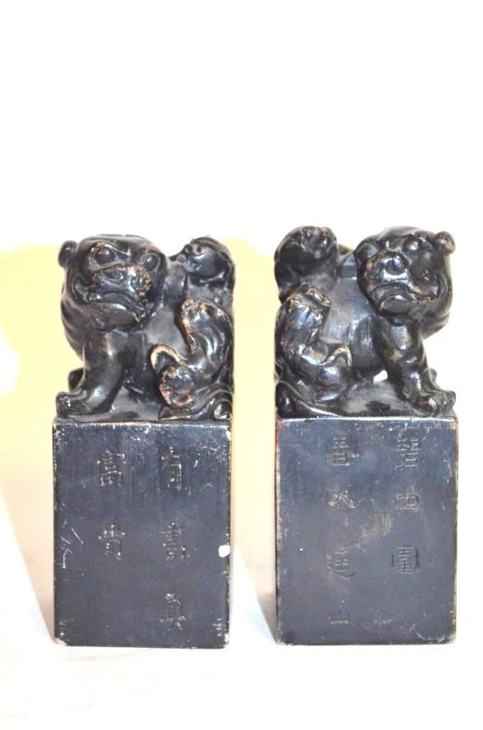 Pair of Chinese Foo Lion Seals (1 of 5)