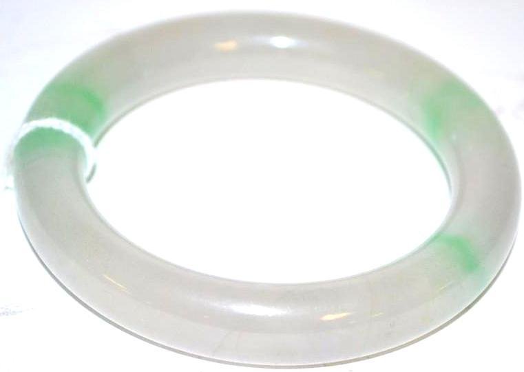 Chinese Jadeite Bangle (1 of 3)