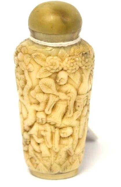 Carved Chinese Snuff Bottle (1 of 4)
