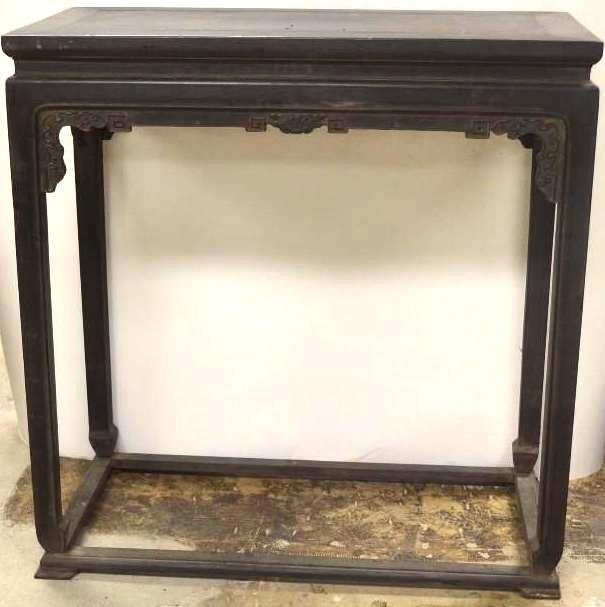 Hardwood Table: Hardwood Table; Size: 31.5 x 15 x 33 Inches