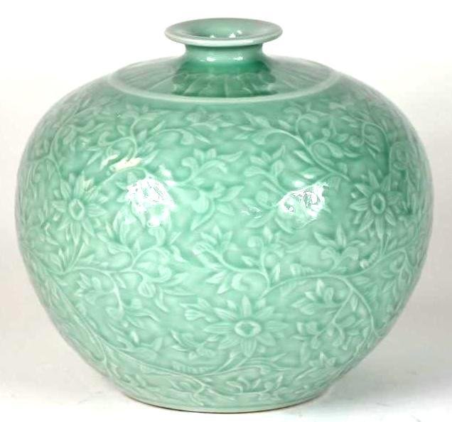 Chinese Globular Celadon Glaze Porcelain Vase (1 of 6)