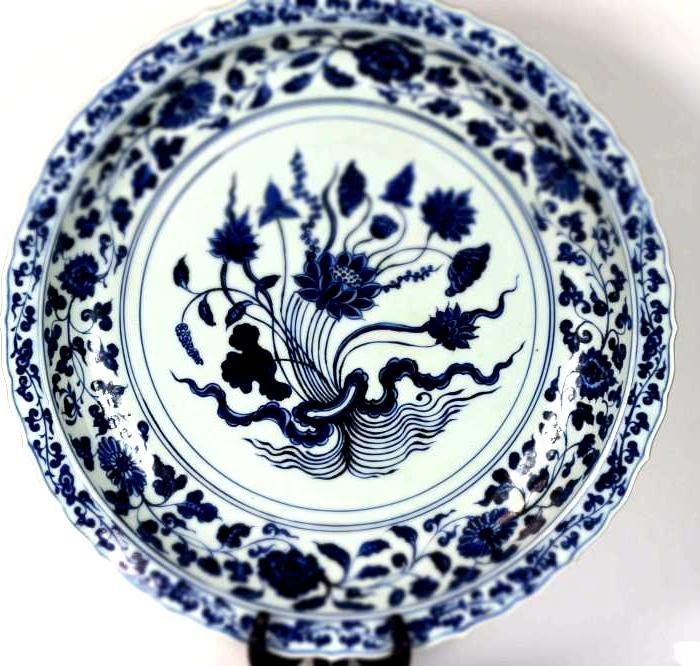 Large Chinese Blue & White Porcelain Barbed Rim Charger (1 of 10)