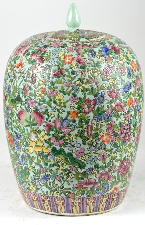 Chinese Famille Verte Porcelain Ginger Jar (1 of 6)
