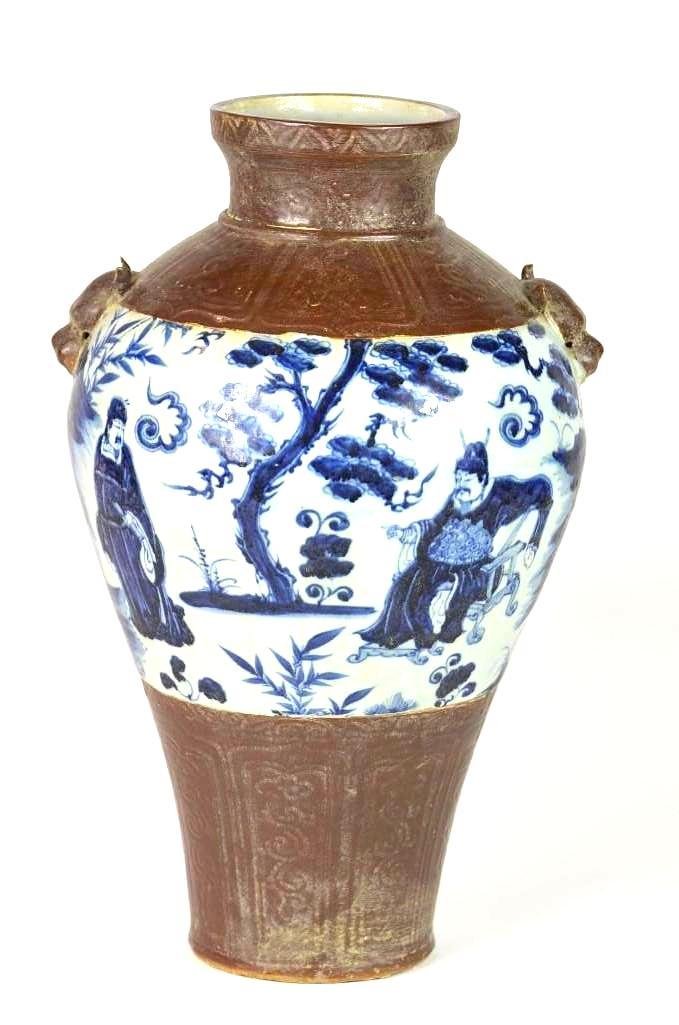 Chinese Underglaze Blue Porcelain Vase (1 of 4)