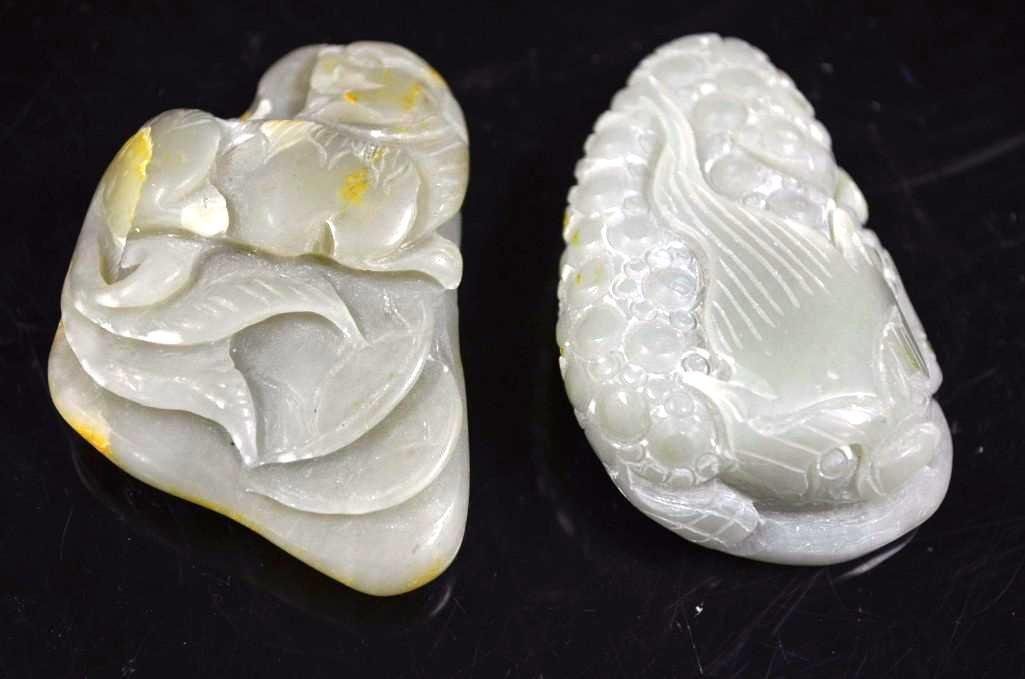 Two Chinese Jade Items (1 of 5)