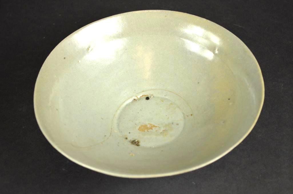 Chinese Straw Glaze Porcelain Bowl (1 of 10)