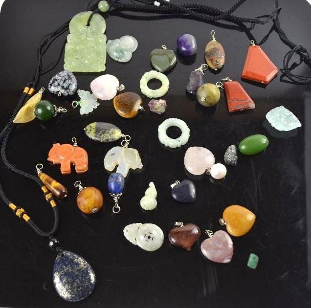 Lot of Various Chinese Items (1 of 10)