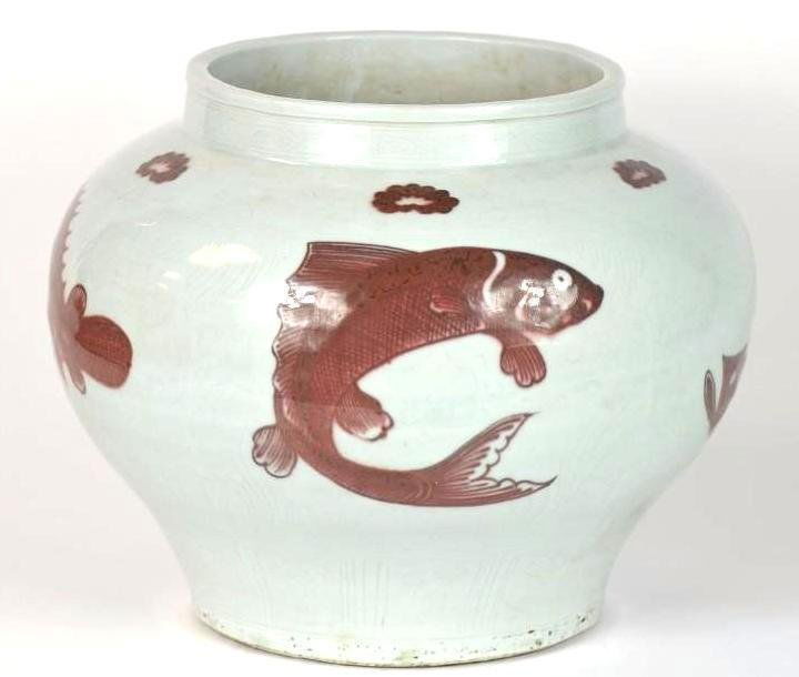 Chinese Underglaze Red Vase (1 of 5)