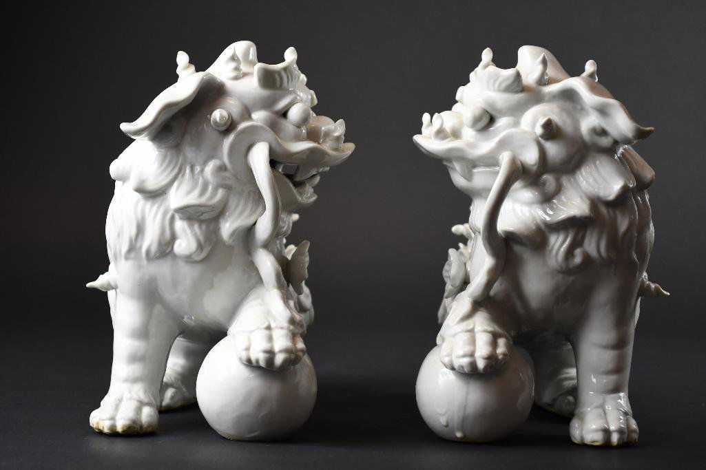 Pair of Chinese Blanc De Chine Foo Lions (1 of 9)