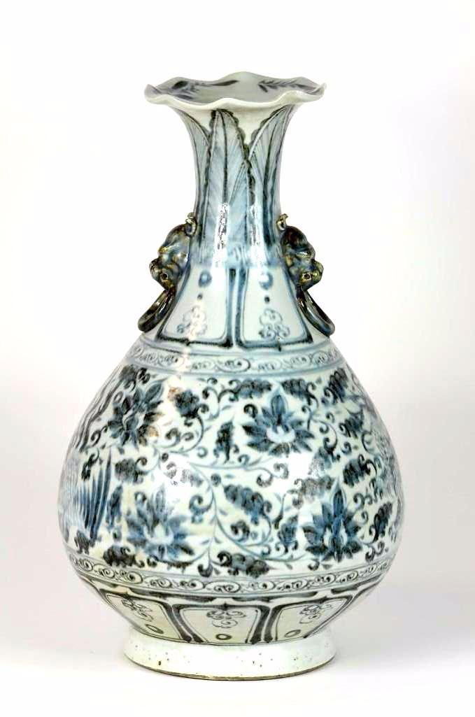 Chinese Blue & White Pear Shape Vase (1 of 4)