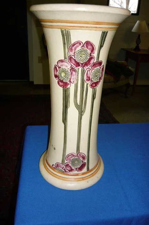 Art pottery umbrella stand 18", age chip