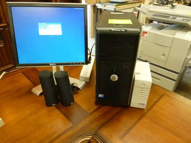 Dell Optiplex 760 Computer, w/flat panel monitor&: battery back-up (no keyboard)