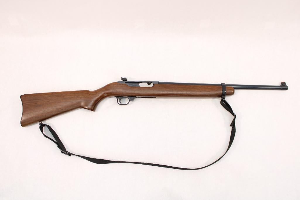 Ruger .44 Carbine Semi-automatic Rifle: s.n.. 100-04899, .44 Mag. Modern (23-0390)