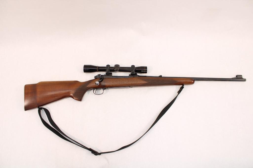 Winchester Model 70 Featherweight Bolt Action Rifle: s.n.. 273726, .308 Win., 22" barrel, with Leupold M8 4X scope, ca. 1953. C&R (23-0288)