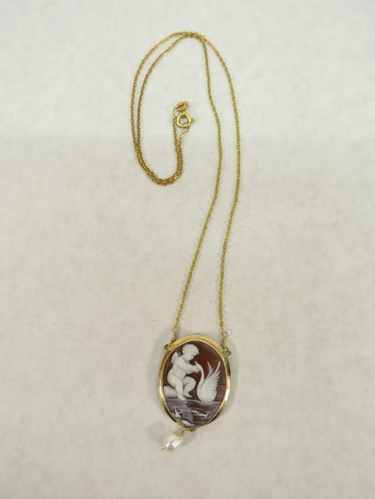 14K Yellow Gold & Cameo Necklace: 25mm x 20mm cameo, pearl drop, 17" in length, 4 grams total weight