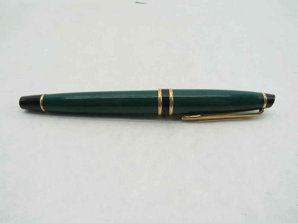 Waterman Expert Fountain Pen: .