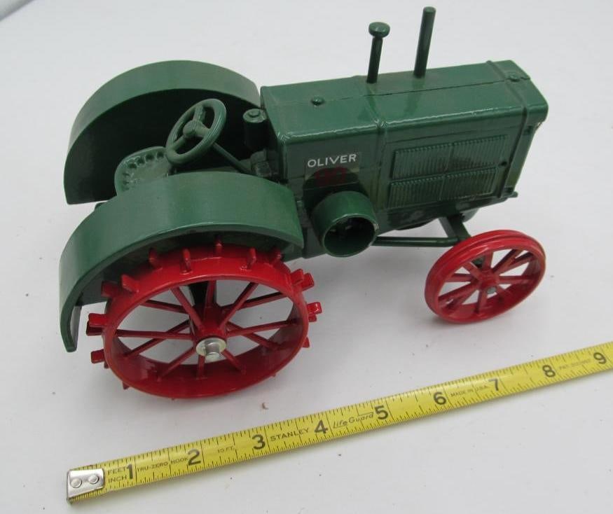 JLE Models Oliver 90 Tractor (1 of 5)