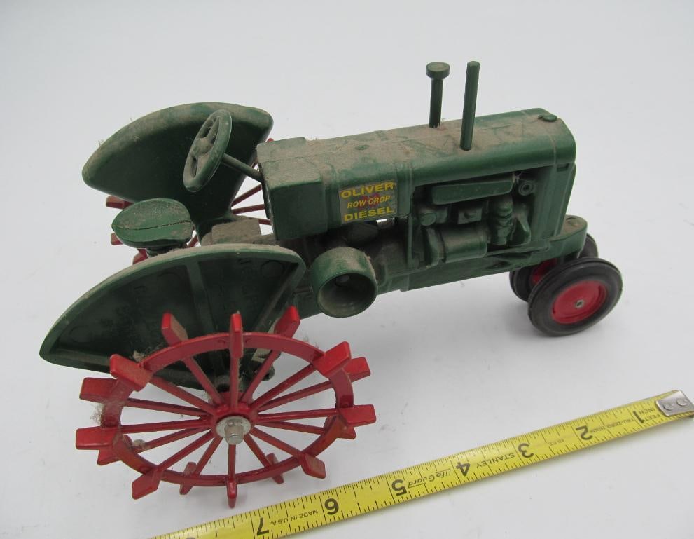 Oliver Row Crop Diesel Tractor (1 of 5)