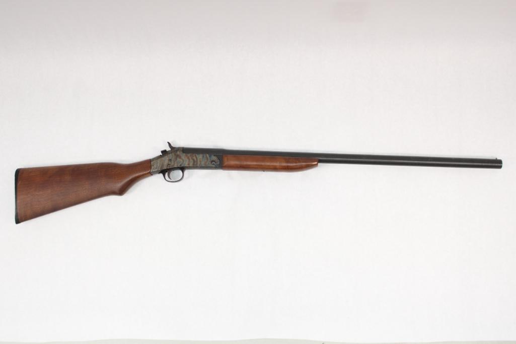 Harrington & Richardson Model 088 Single Shot Shotgun: s.n. AY569734, 12 Ga., 27.75" plain barrel, 3" chamber, modified choke. Modern (24-0155)