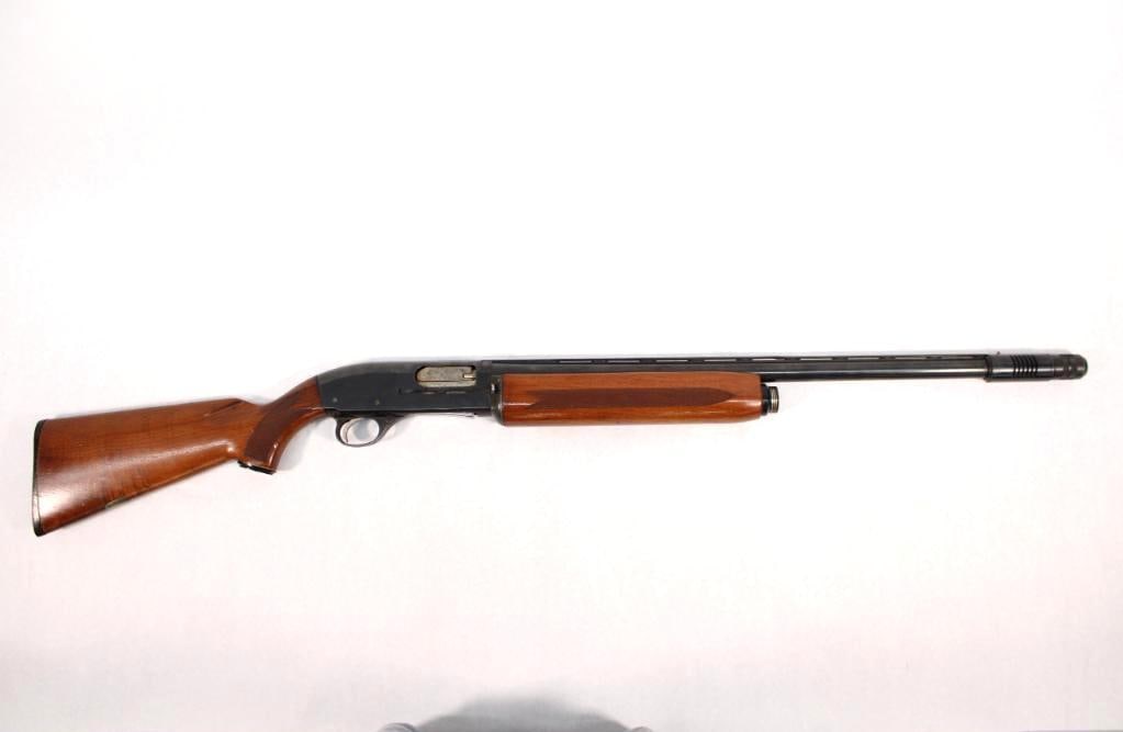 J.C. Higgins Model 66 Semi-Automatic Shotgun: no s.n., 12 Ga., 26" ventilated rib barrel with J. C. Higgins poly-choke, 2.75" chamber. Modern (24-0236)