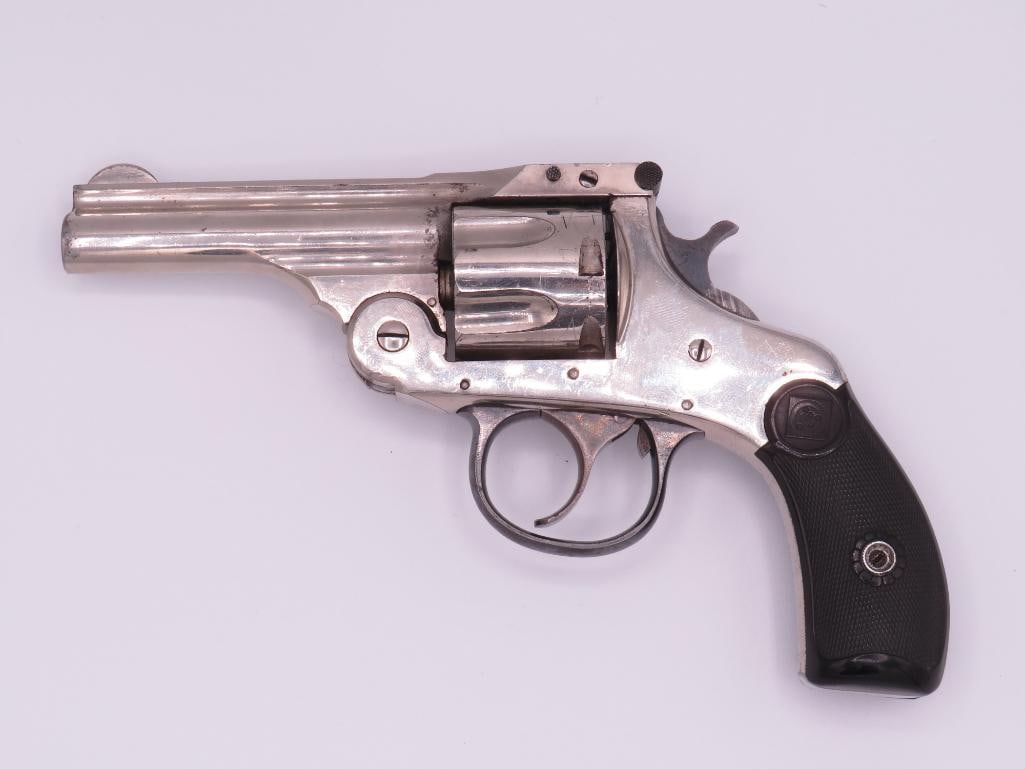Harrington & Richardson Top Break Double Action Revolver: s.n. 14178, .32 cal., 3.25" barrel, nickel finish, C & R. (24-0114)
