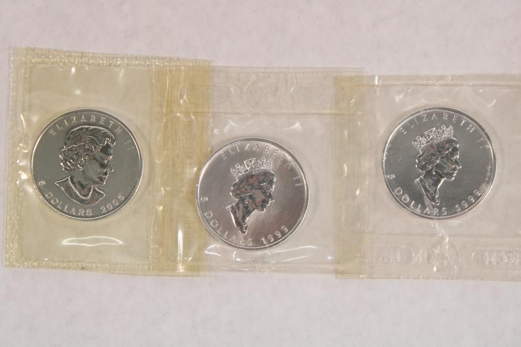 (3) Canada $5 .9999 Silver Maple Leaf Coins (1 of 4)