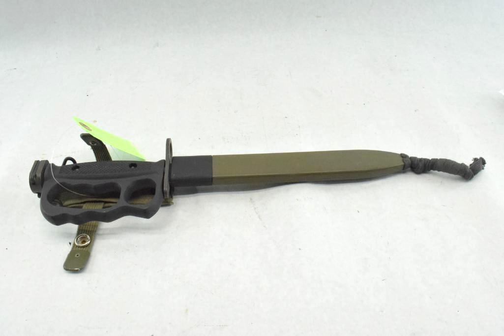 M7 Bayonet with Knuckle Grip & Scabbard: .