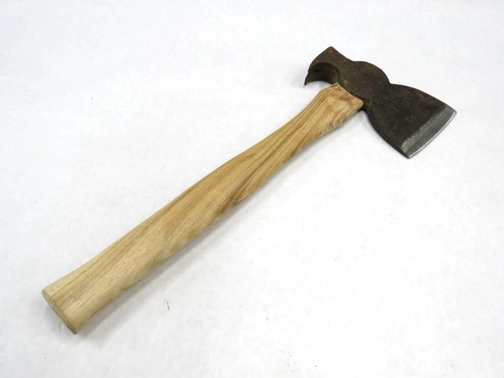 3 3/4" Hatchet w/ Claw:  