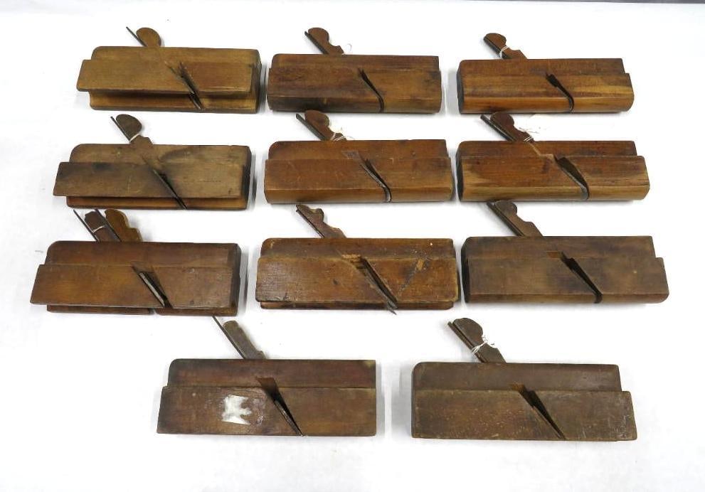 (11) Asst. Outside & Inside Half Round Moulding Planes (1 of 12)