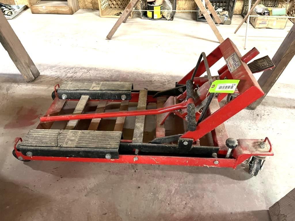 Power Lift Hydraulic Rolling Lawn Mower Jack (1 of 8)