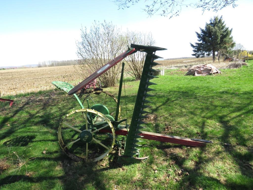 John Deere No.3 Sickle Bar Mower: sickle bar is 60"