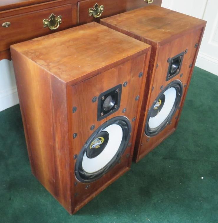 Pair Cerwin Vega 36R Speakers: 450WLocation: Den