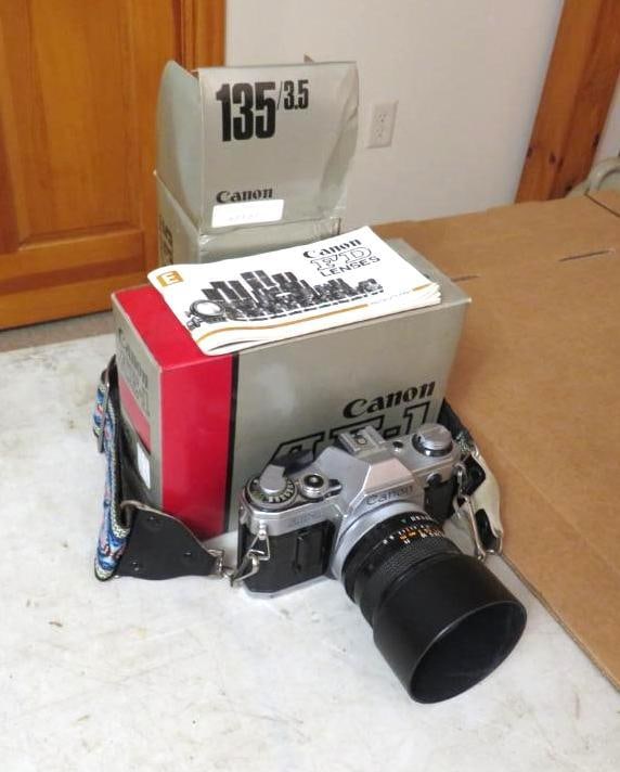 Canon AE-1 35mm Camera (1 of 13)