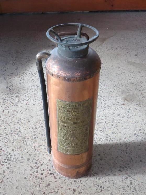 Childs Brass & Copper Fire Extinguisher (1 of 8)