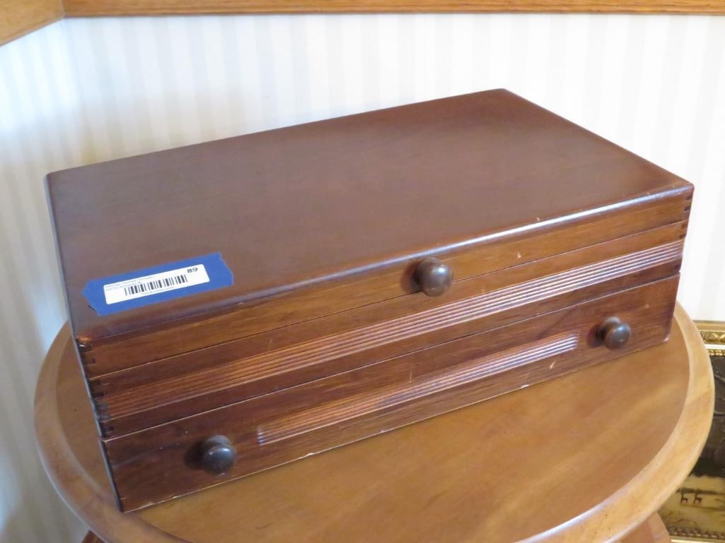 DeLuxe Home Decorators Silverware Box (1 of 4)