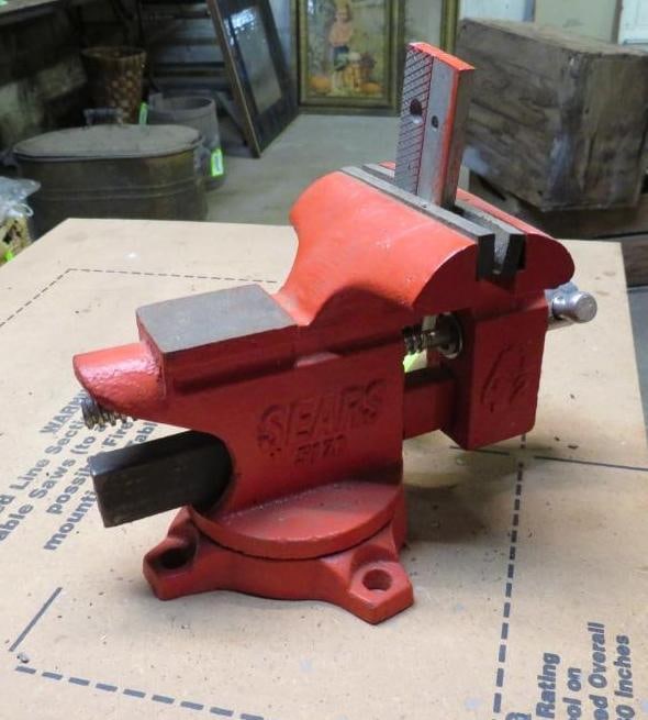 Sears 4 1/2" Bench Vise (1 of 6)