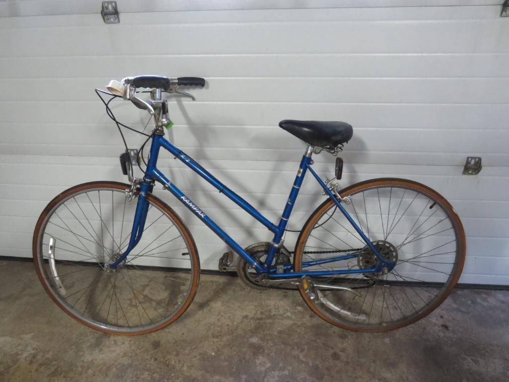 Rampar R-2 Women's Bike: 10 Speed, Suntour parts, S/N: JR66677, 20" Frame