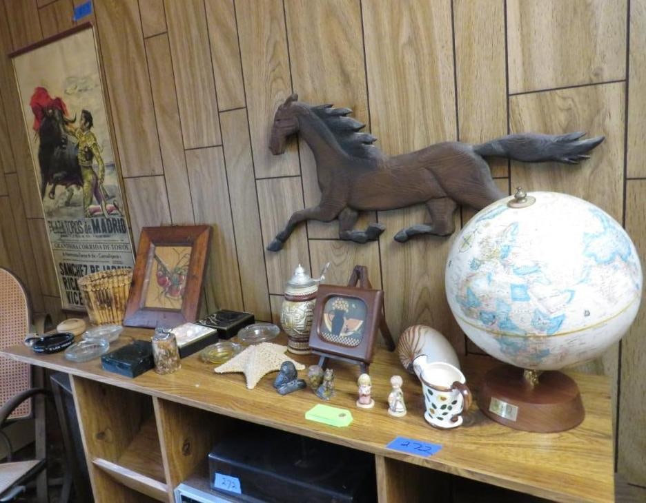 Remaining Contents of Room: incl. Ashtray collection, TV trays, rocking chair and etc.