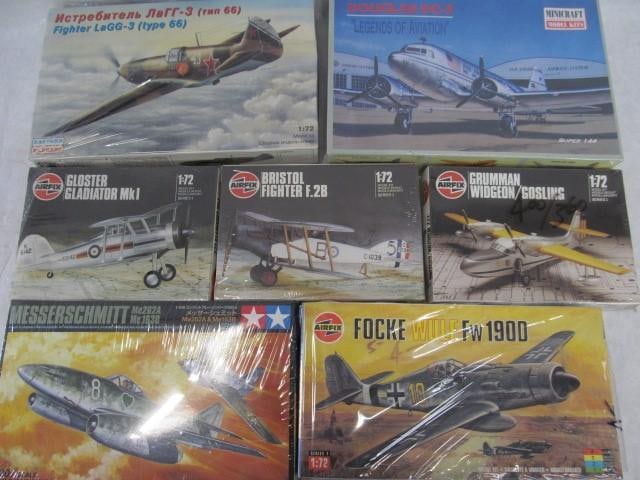 (7) Sealed Model Kits (1 of 3)
