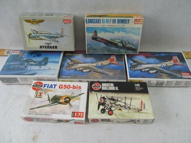 (7) Military Aircraft Models: 1:72 & 1:144 Scale