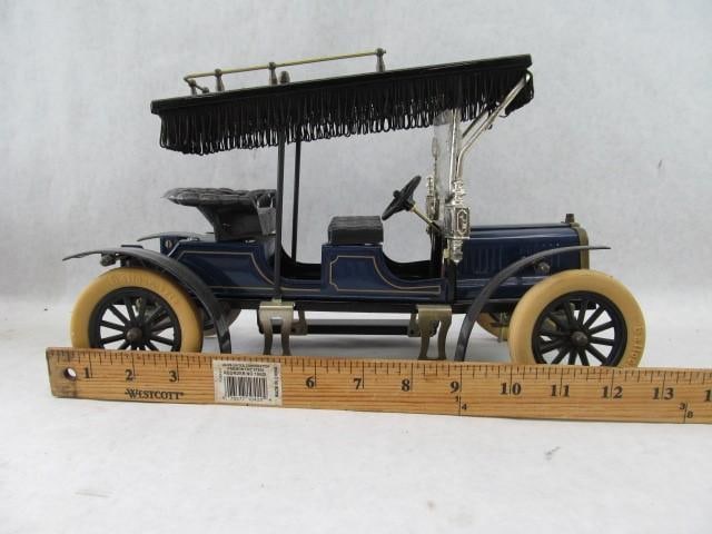 Ipswich Limited Edition Car Model, Blue (1 of 7)