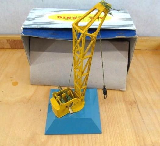 Dinky Toys #752 Goods Yard Crane (1 of 4)
