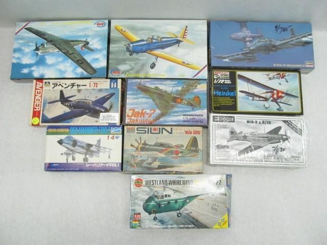 (10) Vintage Aircraft Model Kits (1 of 5)